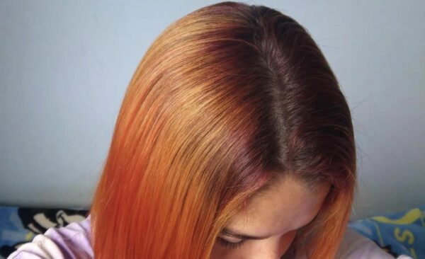 corriger mauvais reflets roux cheveux